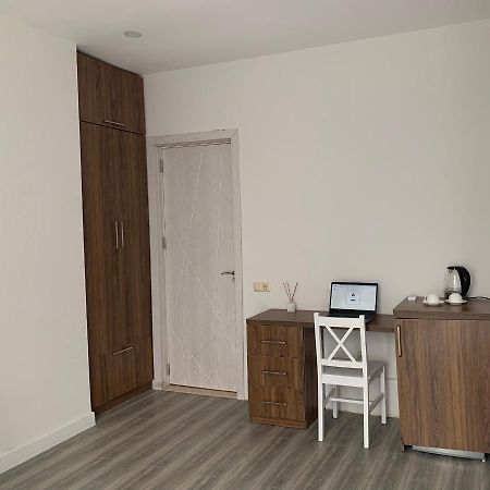 Wonderland Hotel Чакви Екстериор снимка