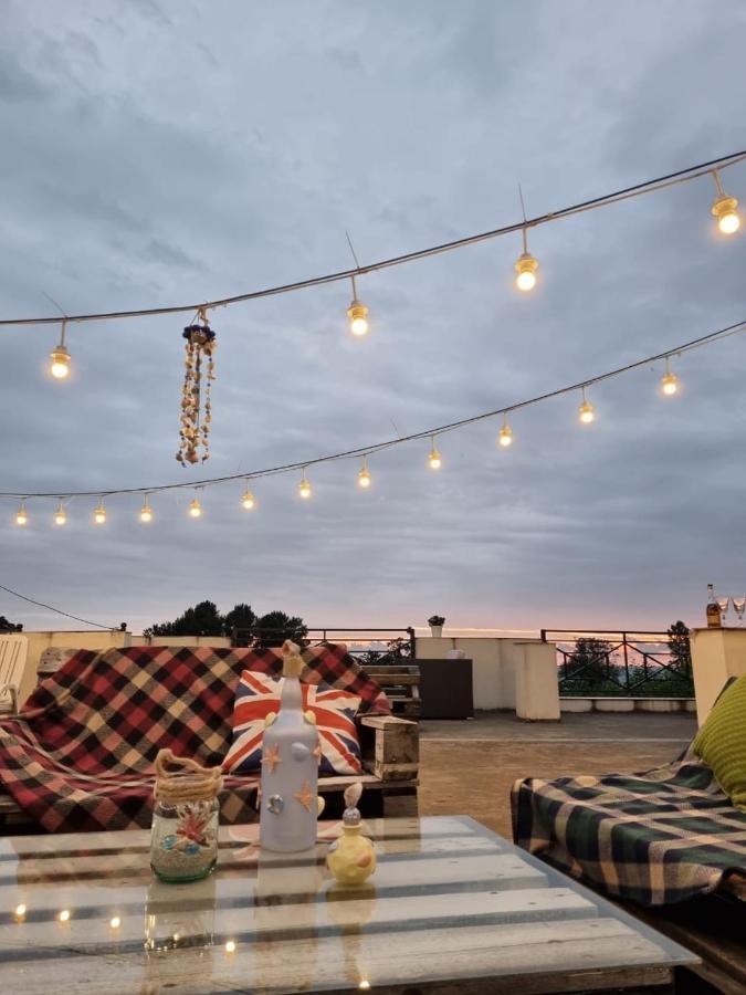 Wonderland Hotel Чакви Екстериор снимка