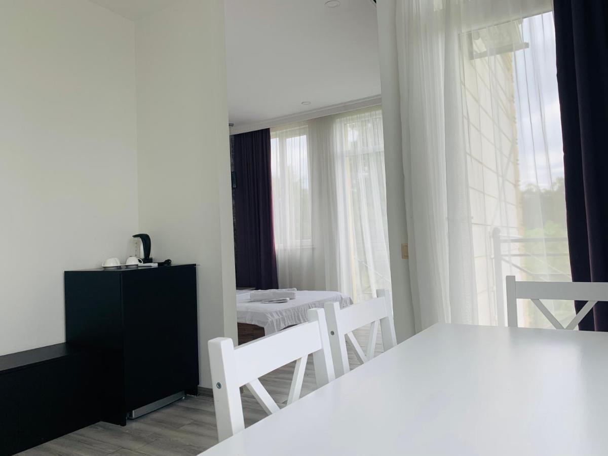 Wonderland Hotel Чакви Екстериор снимка