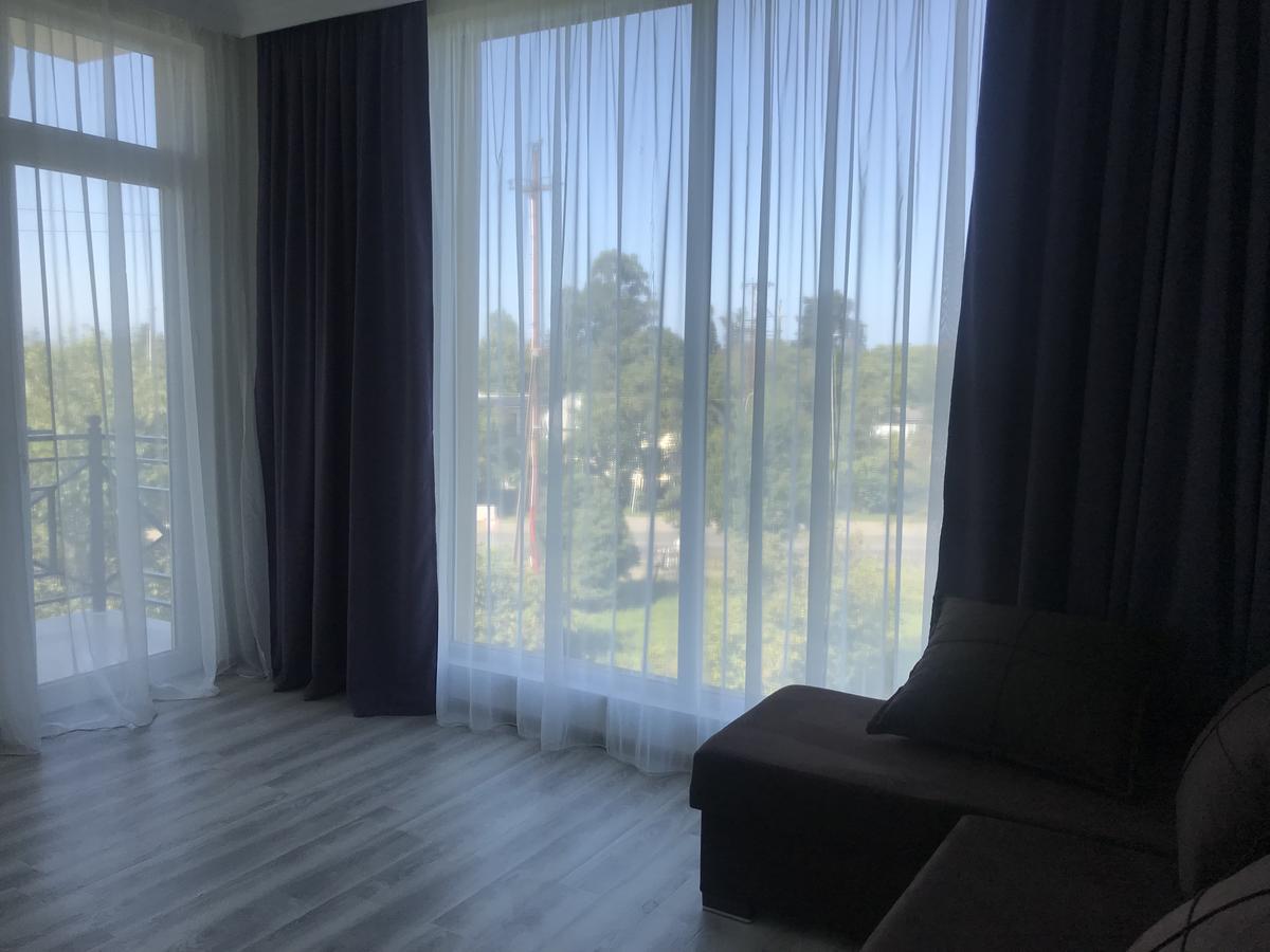 Wonderland Hotel Чакви Екстериор снимка