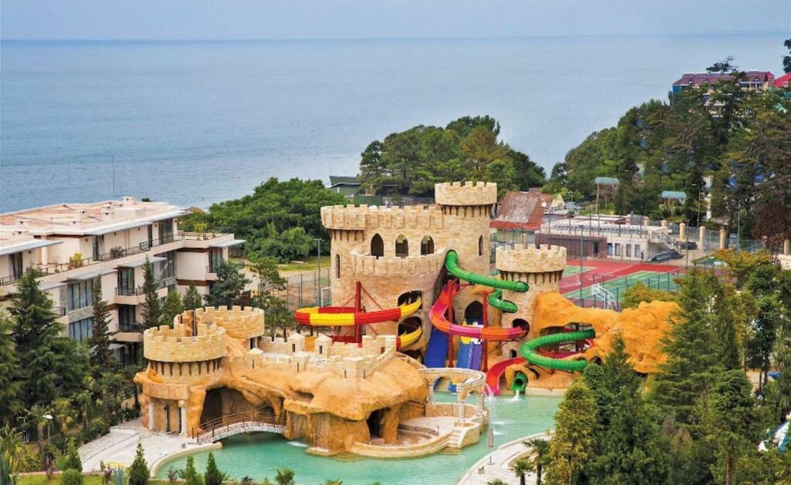 Wonderland Hotel Чакви Екстериор снимка